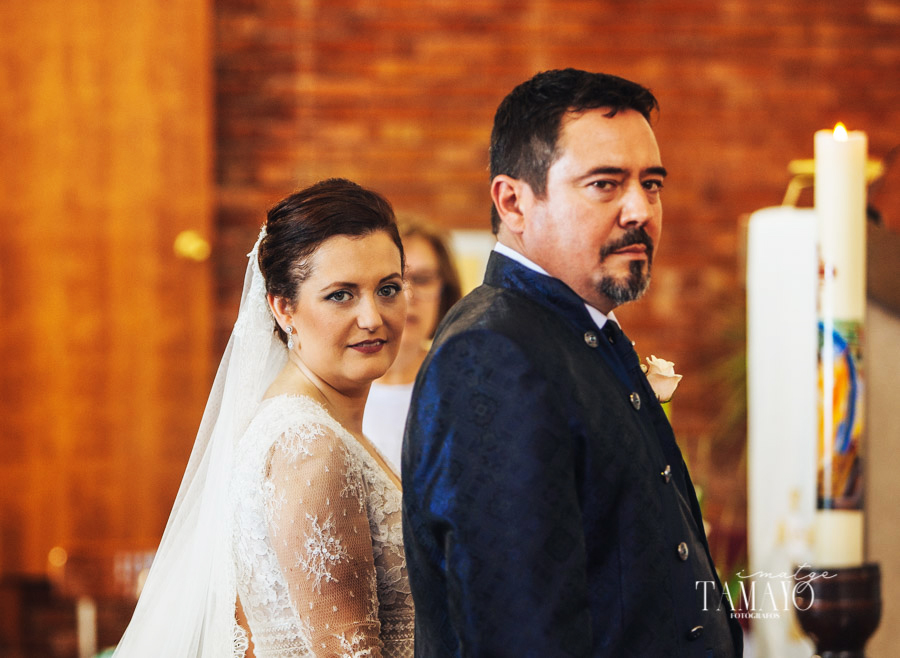 Boda en La Gruta de San Jose de la Vall de Silvana y Jose Luís